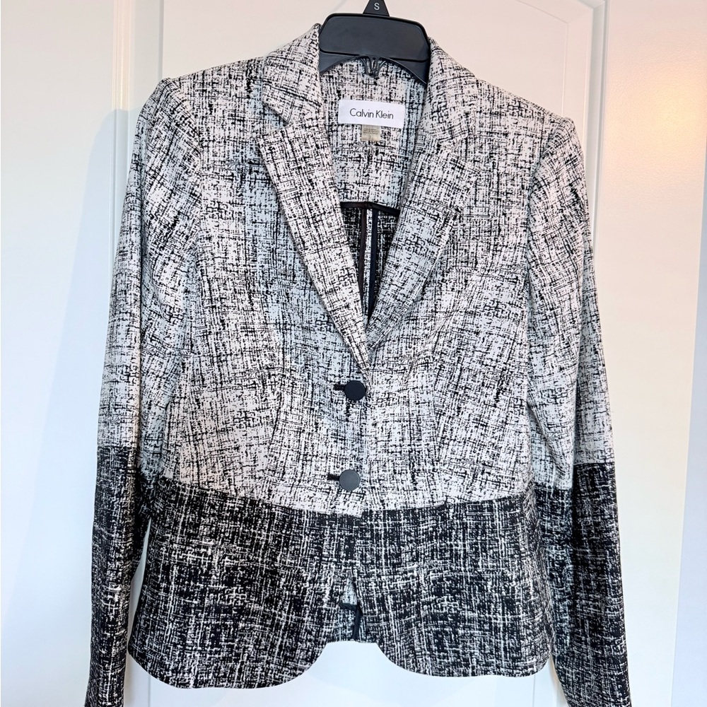 Calvin Klein Women's Black and White Jacket blazer- size 2